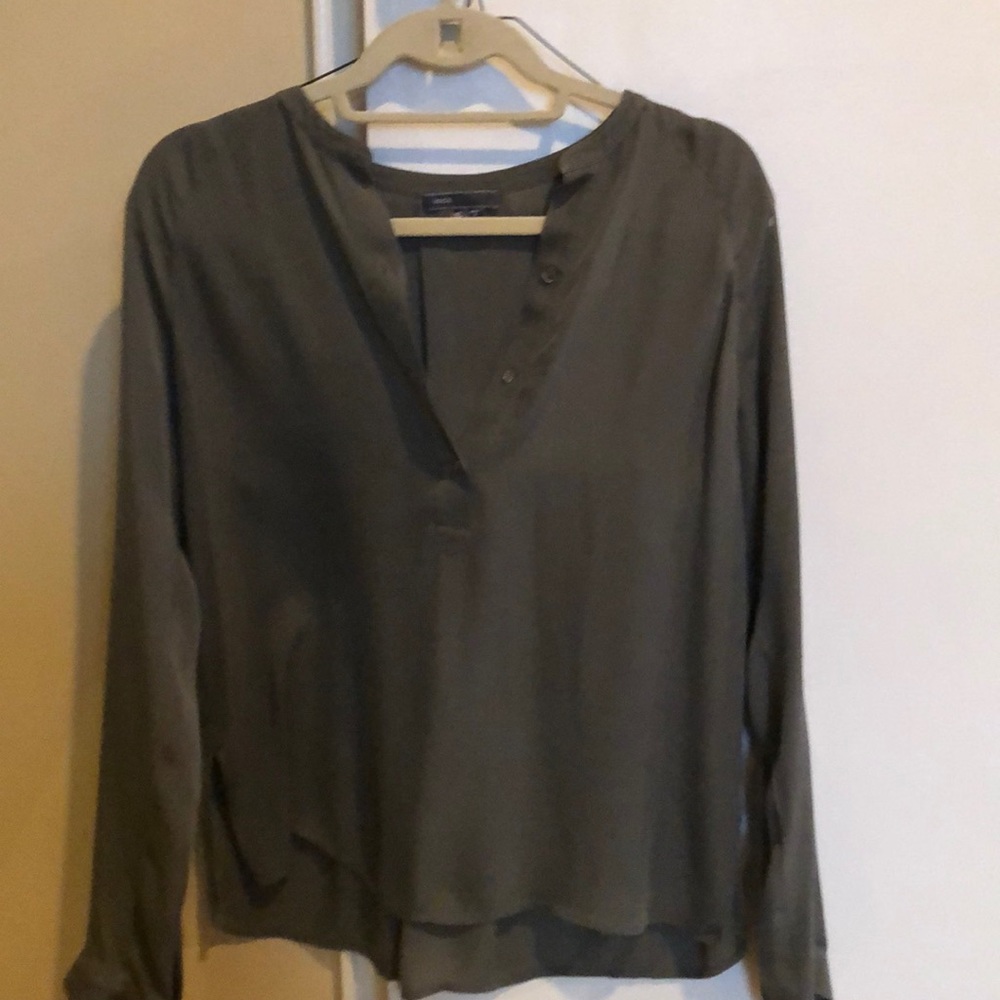 Vince v neck blouses